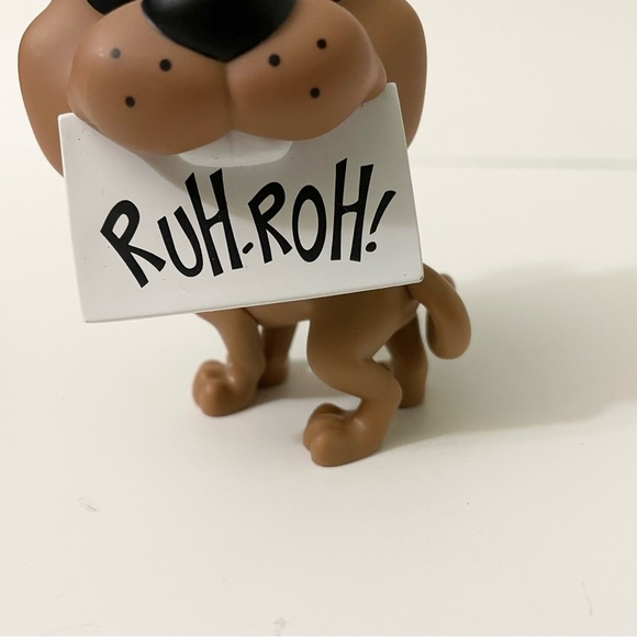 Funko POP Scooby Doo with Ruh-Roh Sign Figure Toy - Picture 4 of 13
